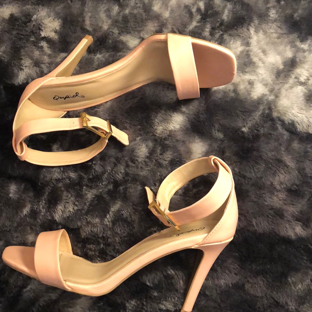 Light pink heels💕B2G1